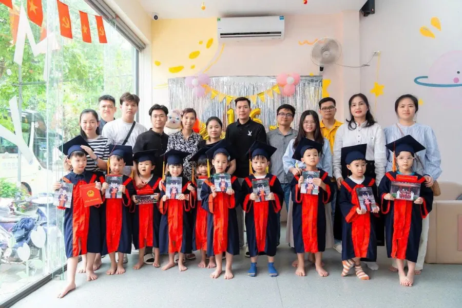 Trường Mầm Non Nắng (Sunny Montessori Kindergarten) Eurowindow