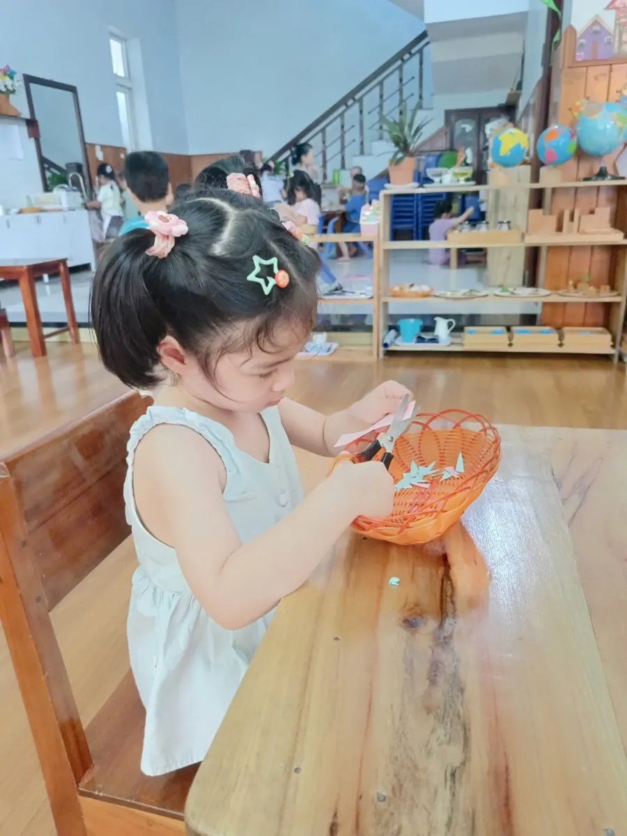 Mầm Non Ngôi Nhà Trẻ Thơ