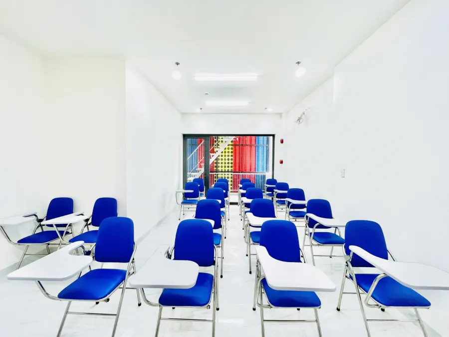 Hệ Thống Giáo Dục và Đào Tạo GenZ Education - Phú Lợi