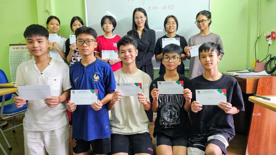 TRUNG TÂM NGOẠI NGỮ LILA EDU - HỒNG GAI