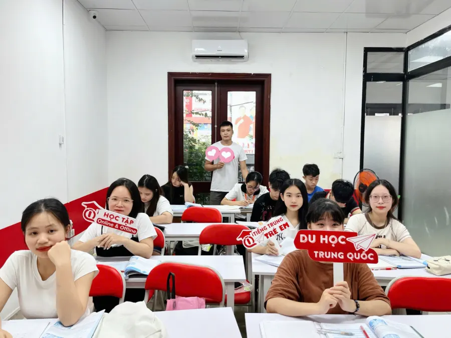 Trung Tâm Ngoại Ngữ Hoa Sơn