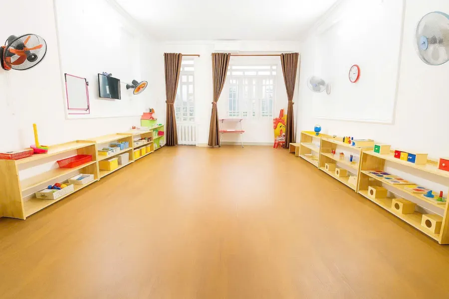 Mầm Non Mặt Trời Đỏ (Red Sun Kindergarten) - Tăng Nhơn Phú