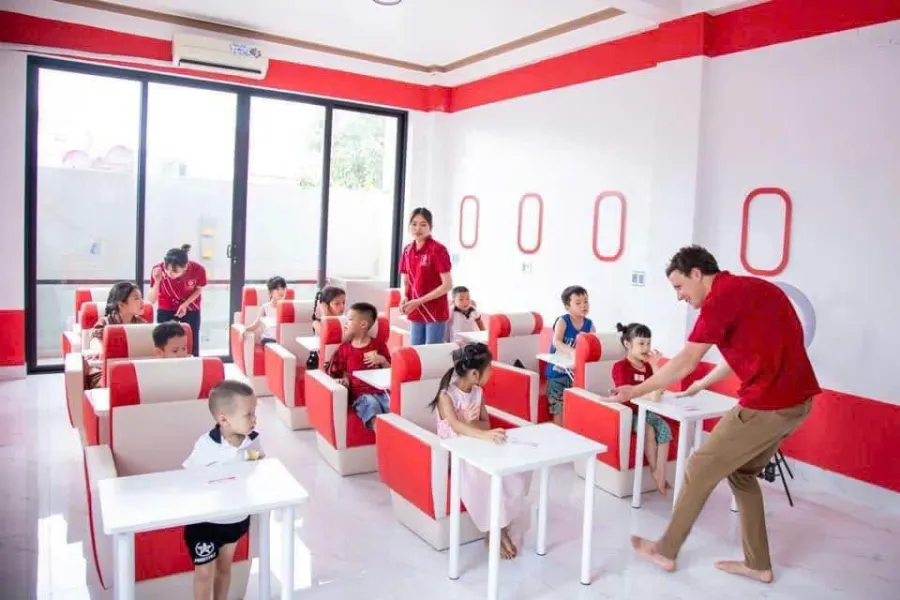 Trung Tâm Anh Ngữ Saigon Connection Bến Cát