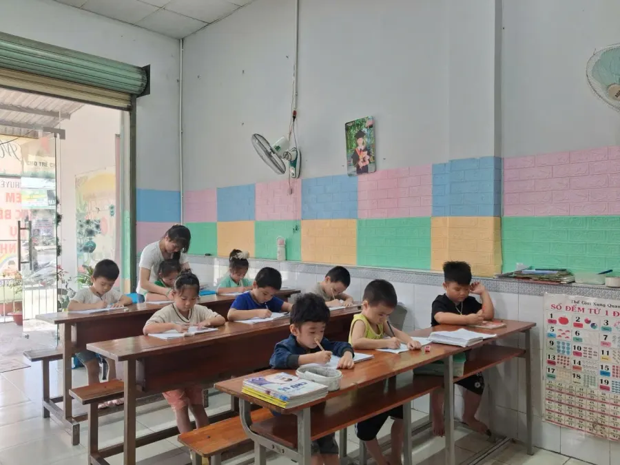 Luyện Chữ Đẹp Minh Anh - Lớp Tiền Tiểu học Phường Trảng Dài