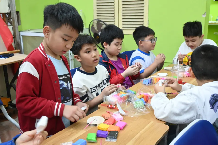 Trung Tâm Ngoại Ngữ Hanoi Happy English