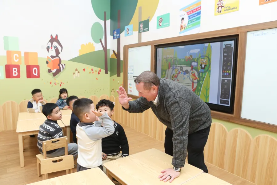 Trung Tâm Tiếng Anh Ant English