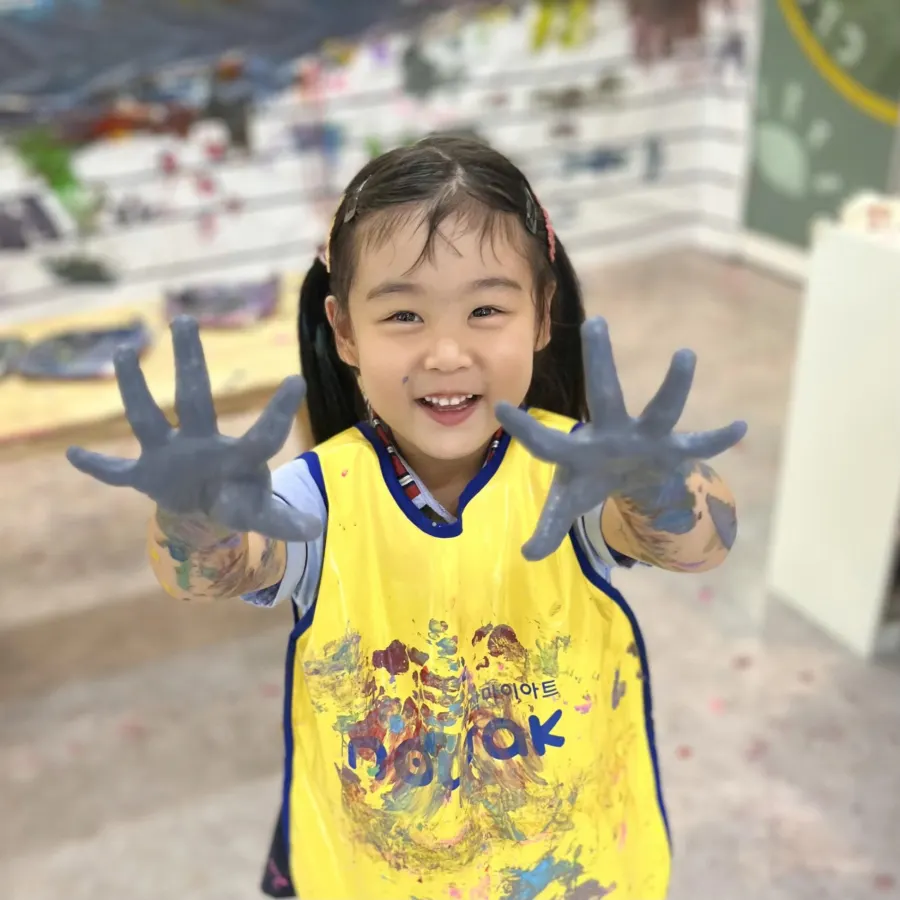 Trung Tâm Mỹ Thuật Noljak Art Center