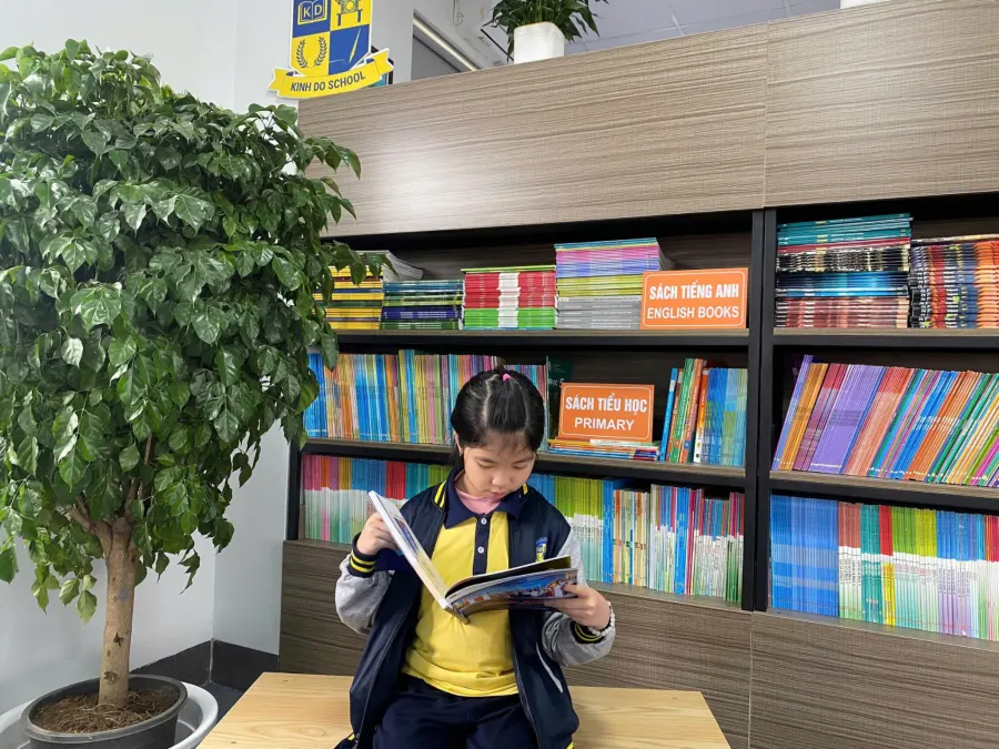 Trường Tiểu học, Trung học cơ sở Kinh Đô