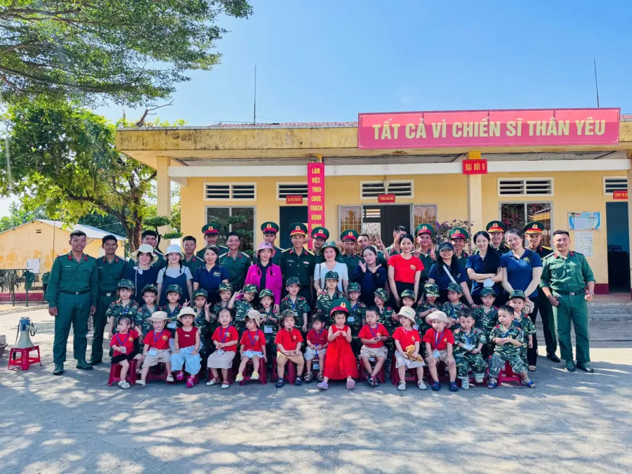 Trường Mầm Non Song Ngữ Miền Hạnh Phúc (Happy Land)
