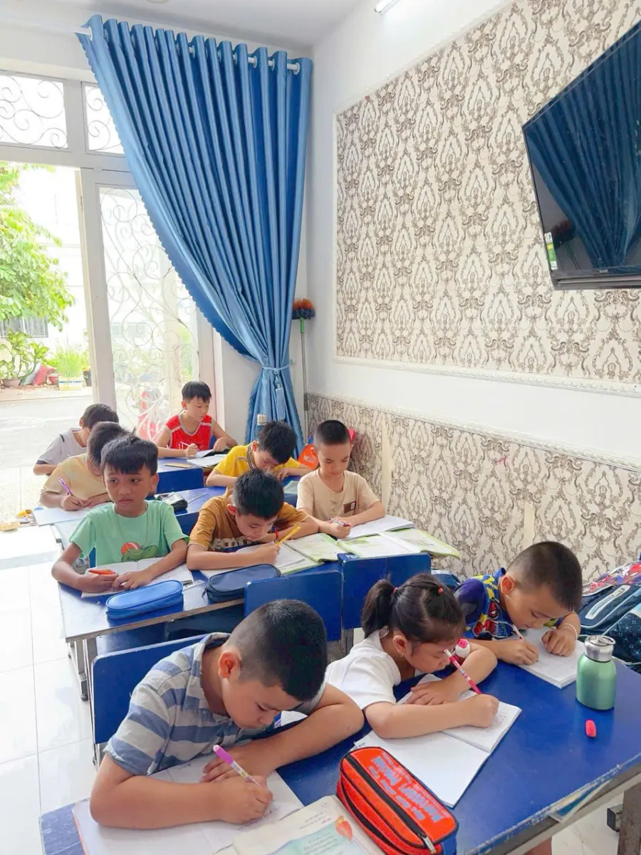 Lớp Học Năng Khiếu Ý Mỹ - Tân Định