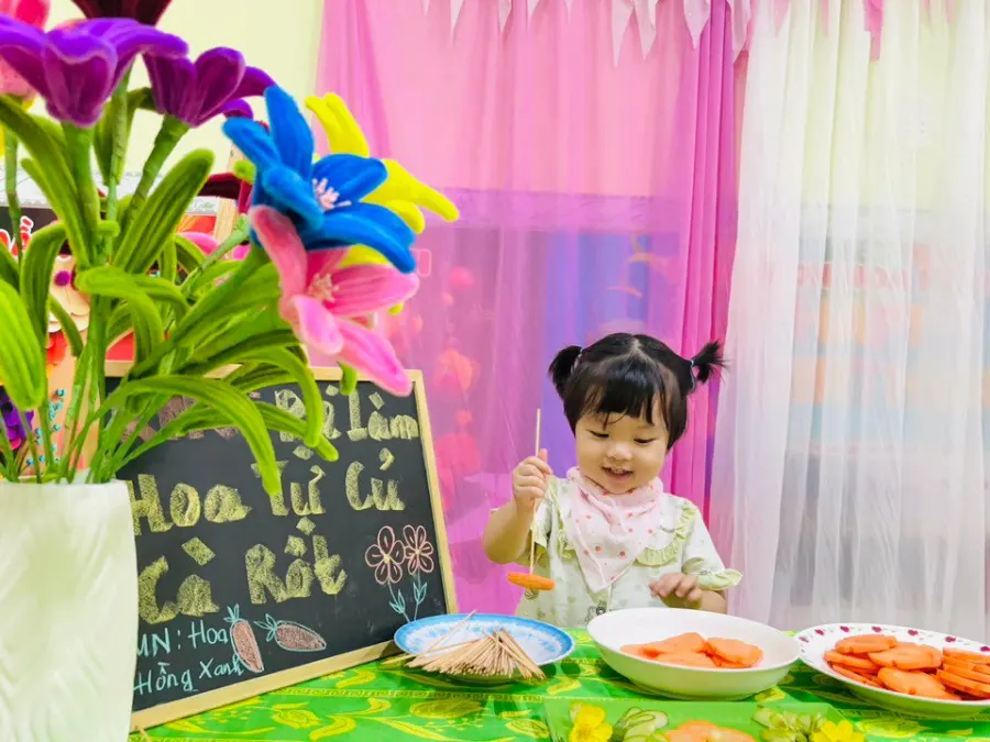 Lớp Mầm Non Độc Lập Hoa Hồng Xanh