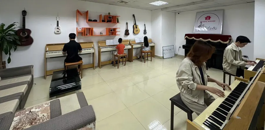 Trung Tâm Music House
