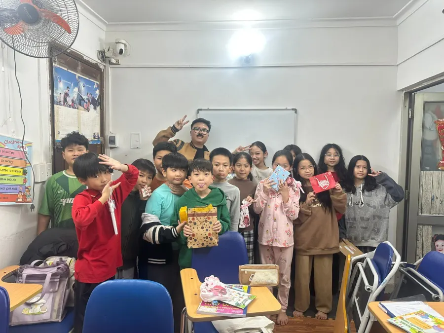 Tiếng Anh Thầy Sơn - Lambie Education