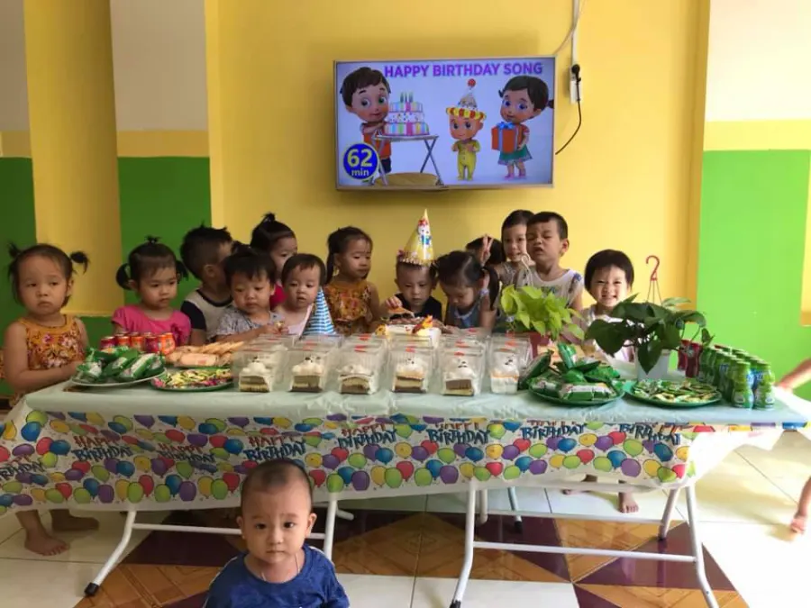 Trường mầm non Vành Khuyên