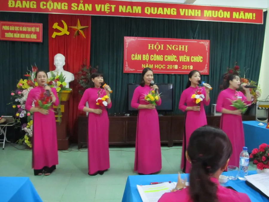 Trường mầm non Hoa Hồng