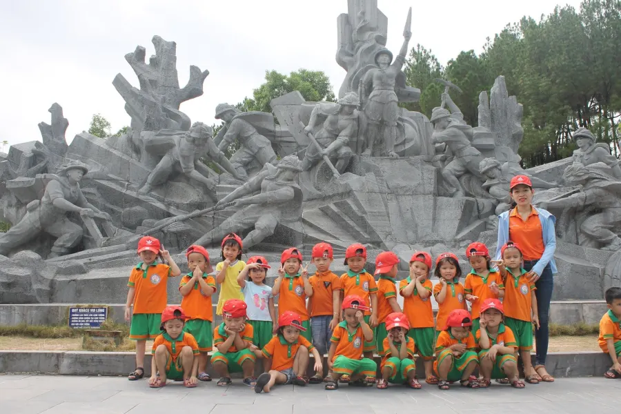 Trường mầm non Hoa Sen