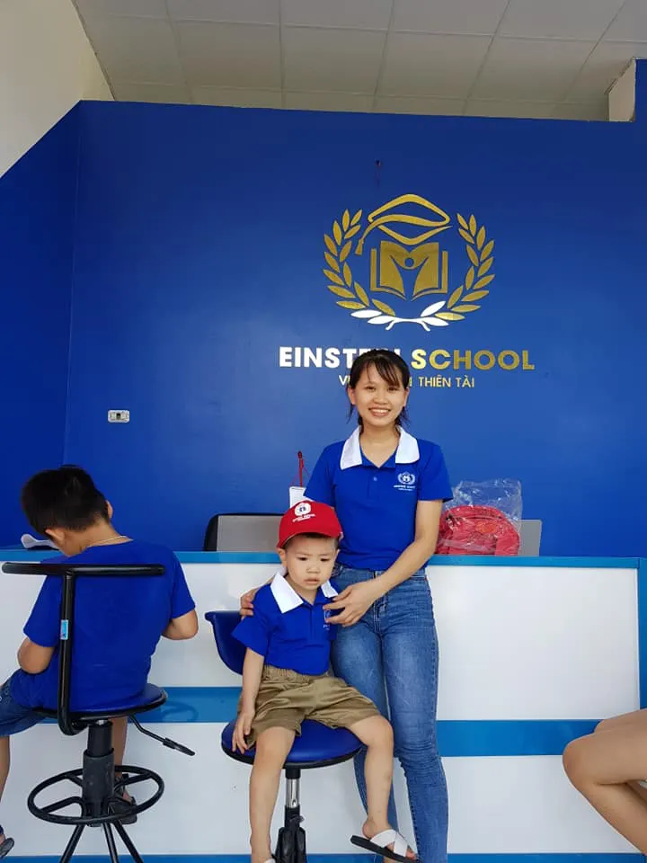 Trường mầm non Einstein