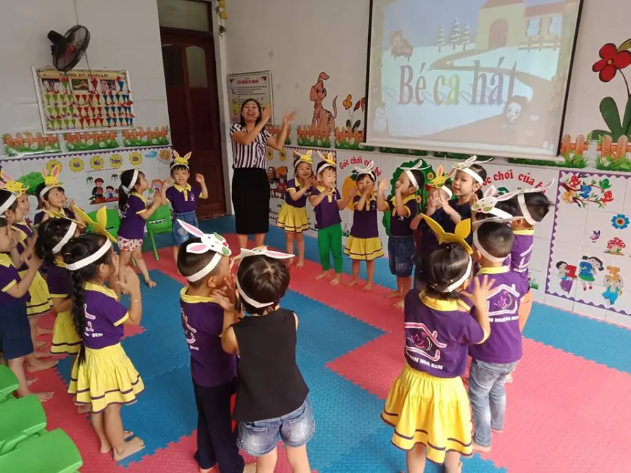 Trường mầm non Hoa Sen