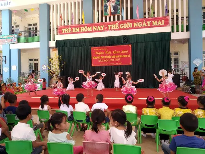 Trường mầm non Hua La