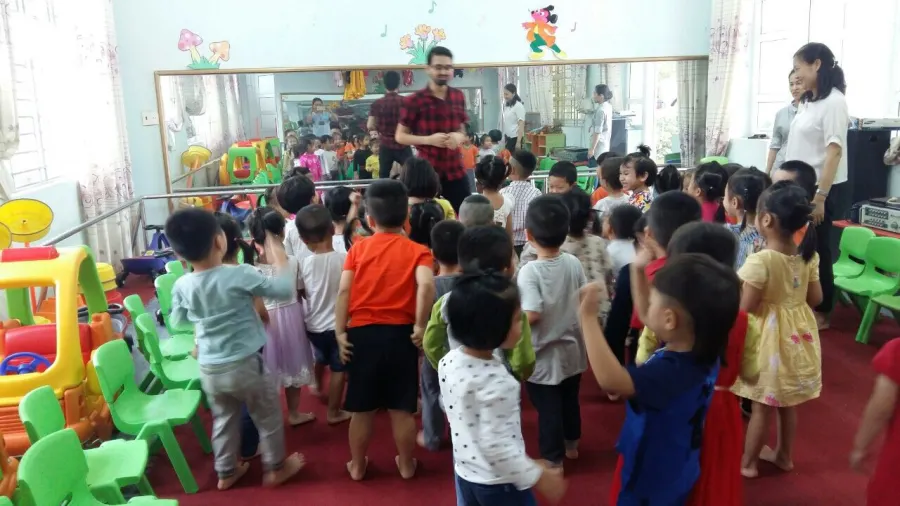 Mầm non Việt Hưng