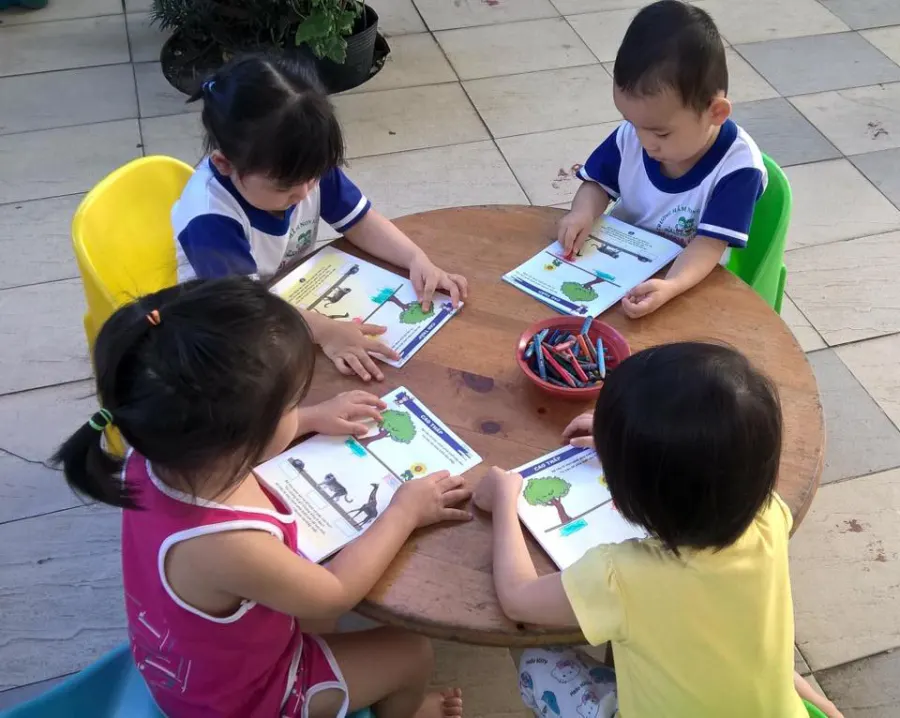 Trường mẫu giáo Hoa Tuyết