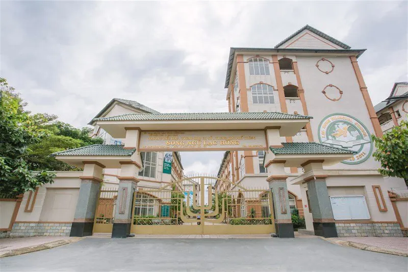 Trường song ngữ Lạc Hồng