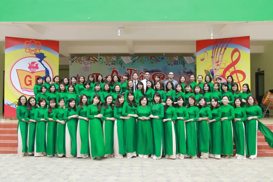 Trường tiểu học Lômônôxốp