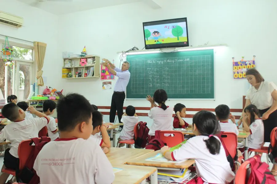 Trường Hội Nhập Quốc Tế iSchool