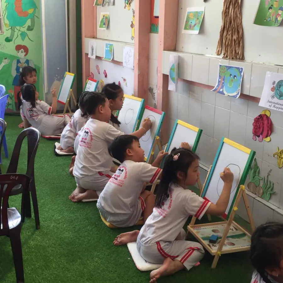 Trường mầm non - tiểu học Hạnh Phước