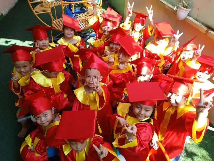Mầm non Dâu Tây