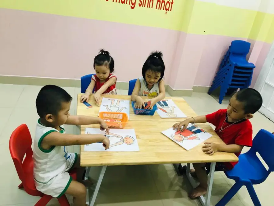 Trường mầm non Amikids