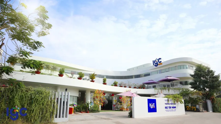 Trường TH, THCS và THPT Tân Phú