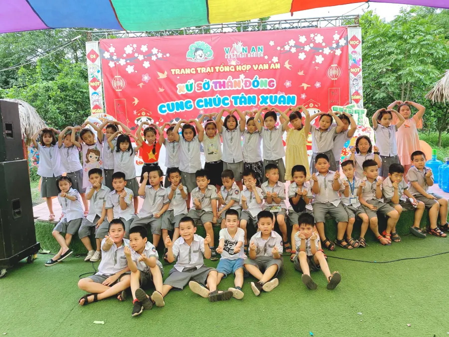Trường Tiểu học Phú Diễn
