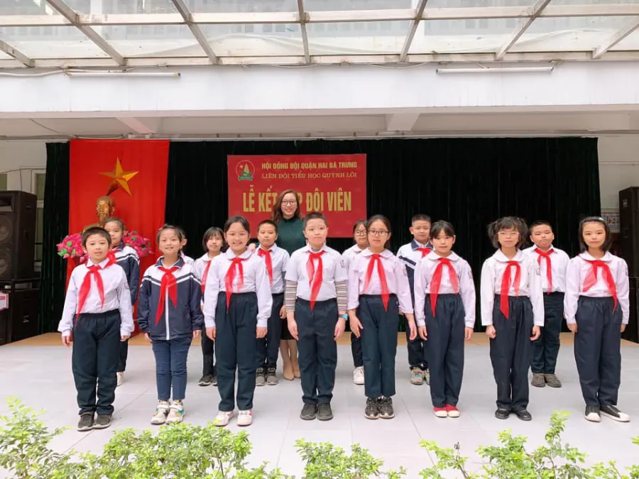 Trường Tiểu học Quỳnh Lôi