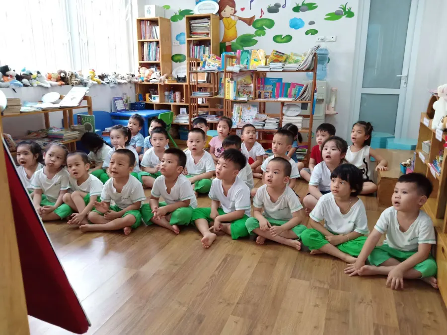 Trường mầm non Thần Đồng Bright School