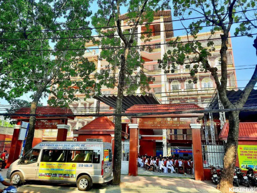 Trường THCS-THPT Nam Việt CS1