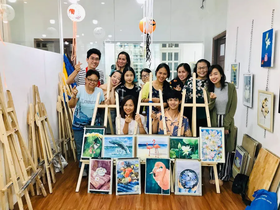 Trung Tâm Mỹ Thuật Bụi