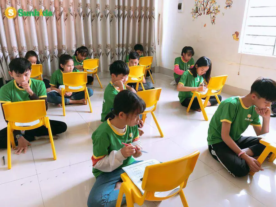TRUNG TÂM ANH NGỮ SUNKIDS ĐÔNG HƯNG