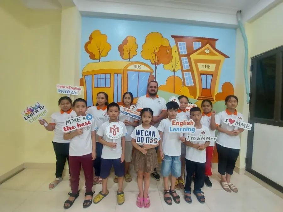 Trung Tâm MM English