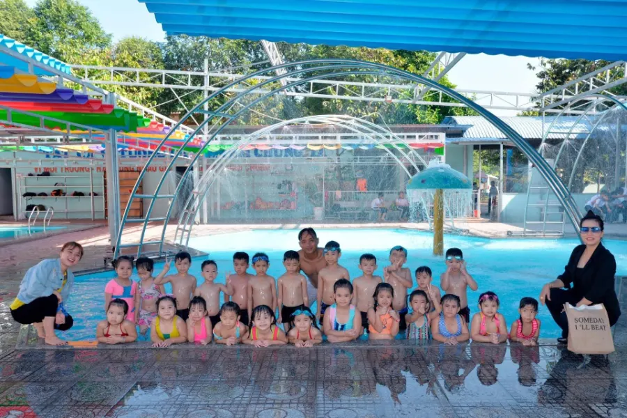 Trường Mầm Non Chồi Xanh - Dĩ An