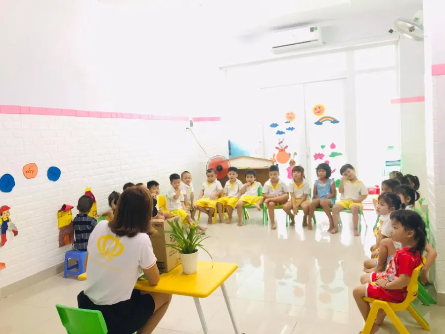 Mầm Non Bạch Tuyết - Lai Uyên