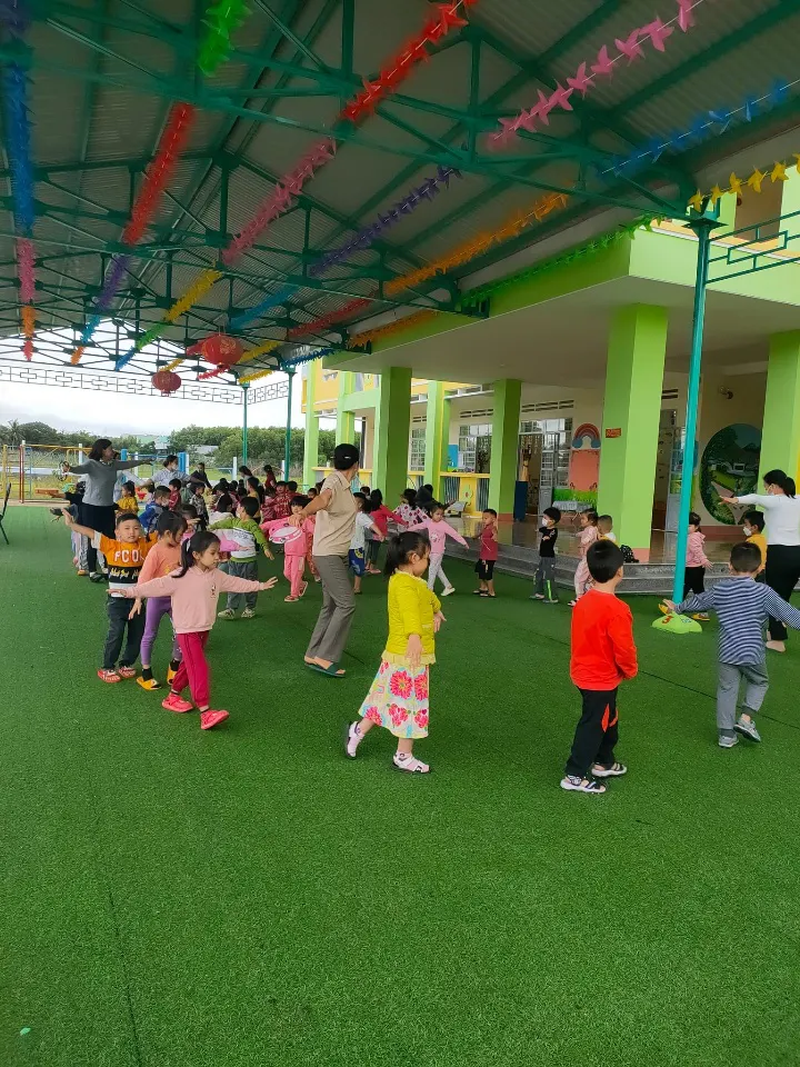 Trường Mẫu Giáo Sơn Ca