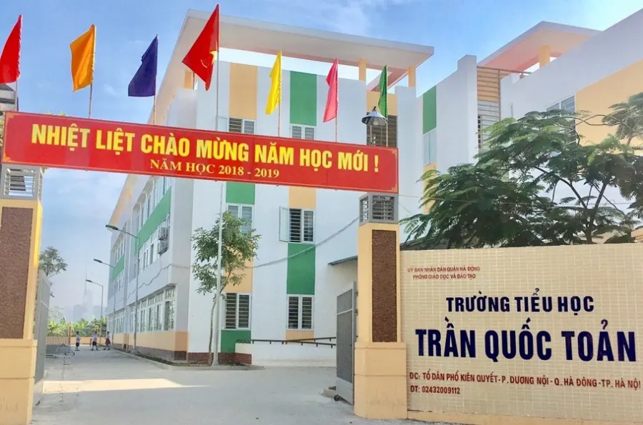 Trường tiểu học Trần Quốc Toản