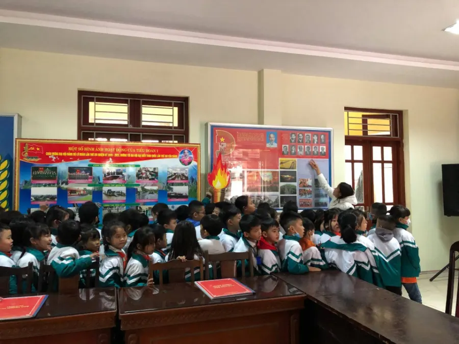Trường Tiểu Học Hồng Vân