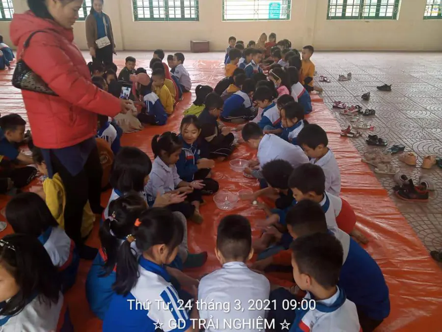 Trường Tiểu Học Hiền Ninh