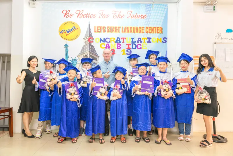 Trung Tâm Ngoại ngữ Let's Start (Kỹ Năng Sống Và Ngoại Ngữ Lets Start)