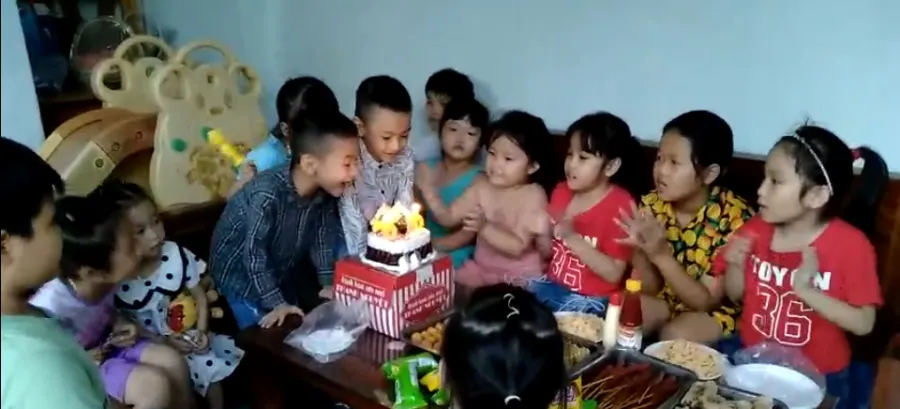 Trung Tâm Ngoại Ngữ Trí Tuệ BIET