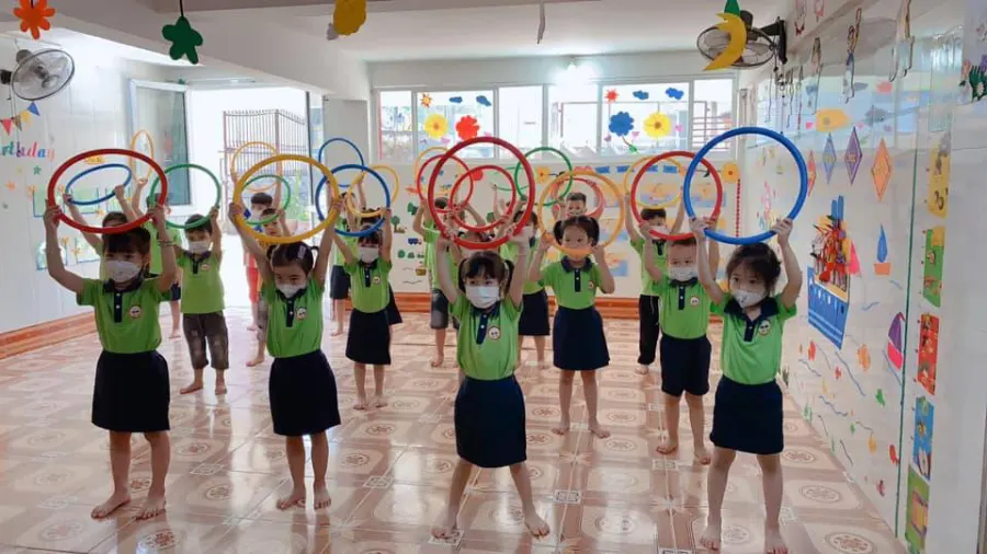 Trường Mầm Non Hoa Sữa