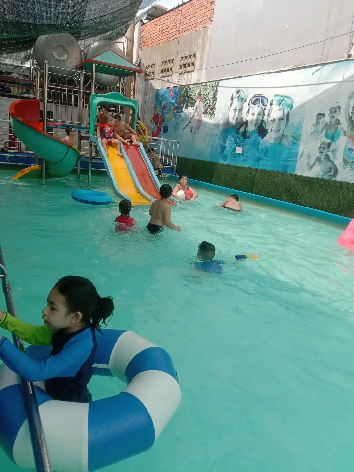 Trung Tâm Hồ Bơi Giải Trí Hải Long