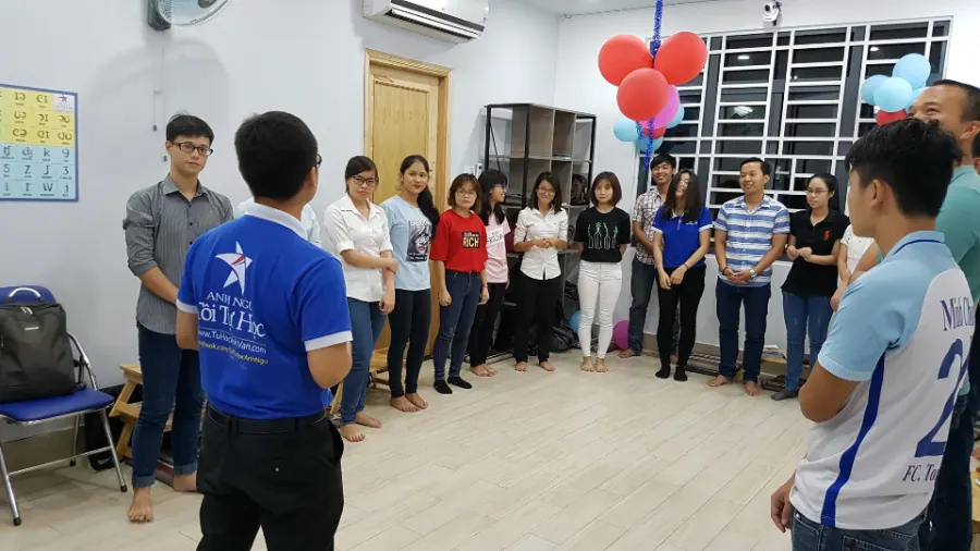 Trung Tâm Anh Ngữ Tôi Tự Học